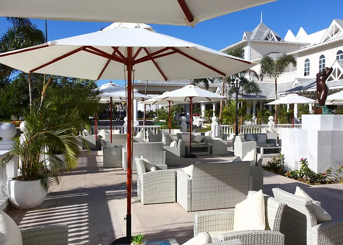 Bahia Principe Escape Runaway Bay (Adults Only)